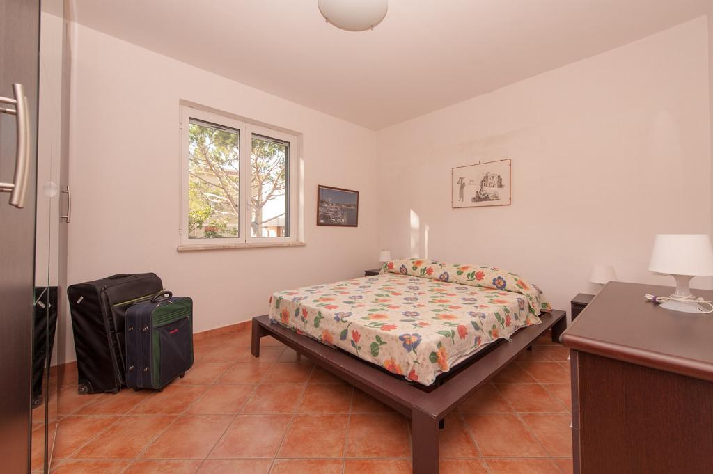 Il Mare In Giardino Apartment Scauri  Exterior photo